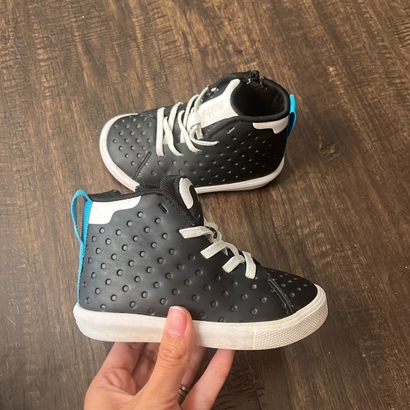 Native Other - Native Monaco Mid CT Kids Shoes Black Size C6 No Tie Zip